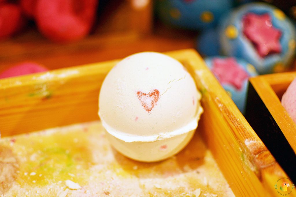 Afbeelding Lush Valentijnscollectie 2017 Lover Lamp bath bomb