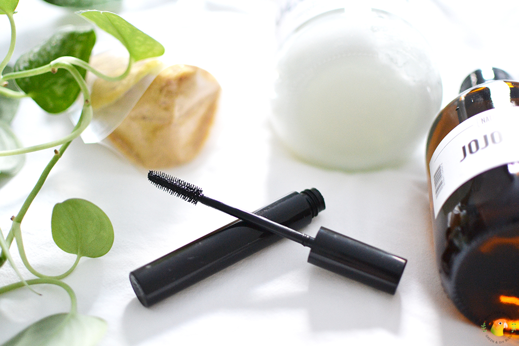 Beste DIY | Zelf natuurlijke mascara maken • Monsieur Mango RF-18